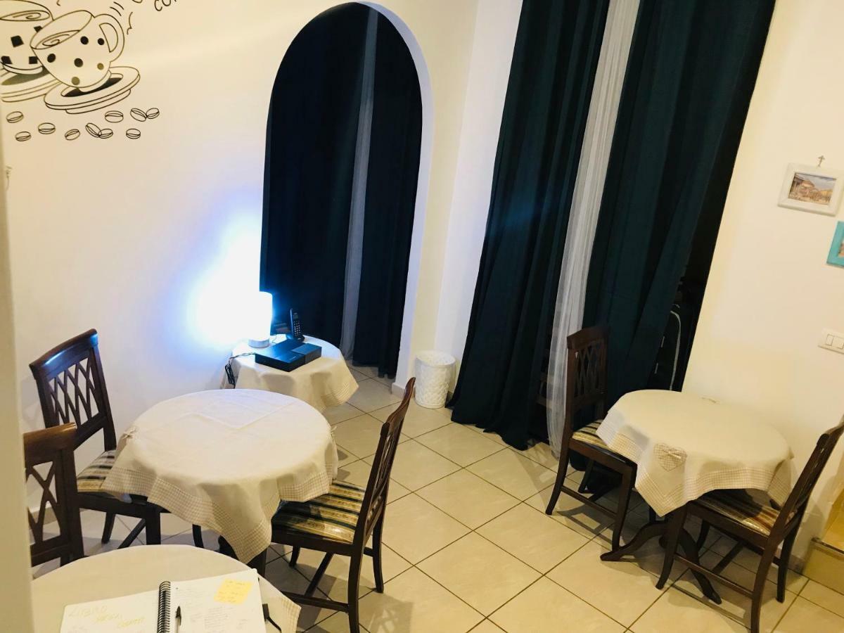B&B Dimora Cirillo Neapel Exterior foto
