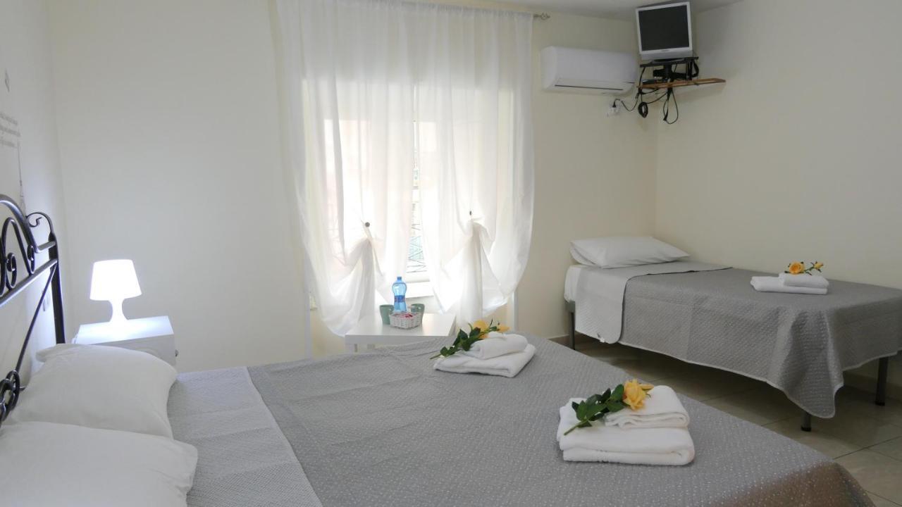 B&B Dimora Cirillo Neapel Exterior foto