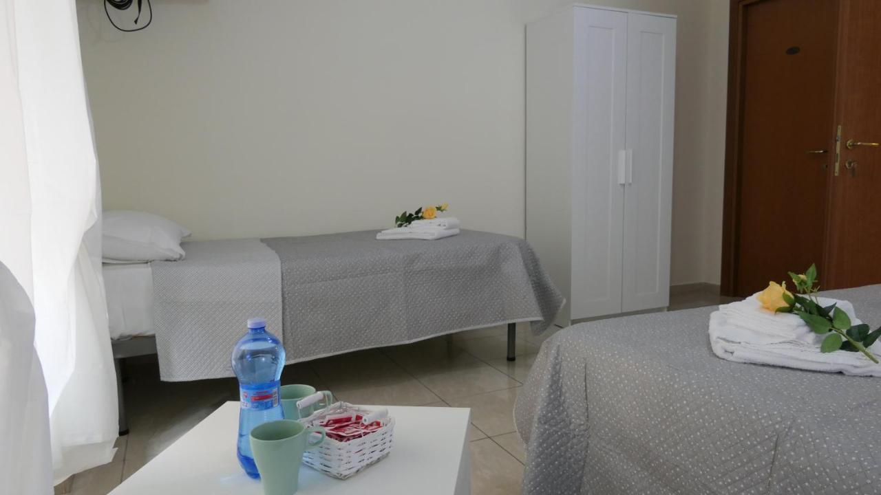 B&B Dimora Cirillo Neapel Exterior foto