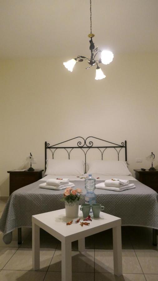 B&B Dimora Cirillo Neapel Exterior foto