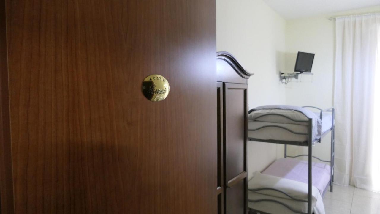 B&B Dimora Cirillo Neapel Exterior foto