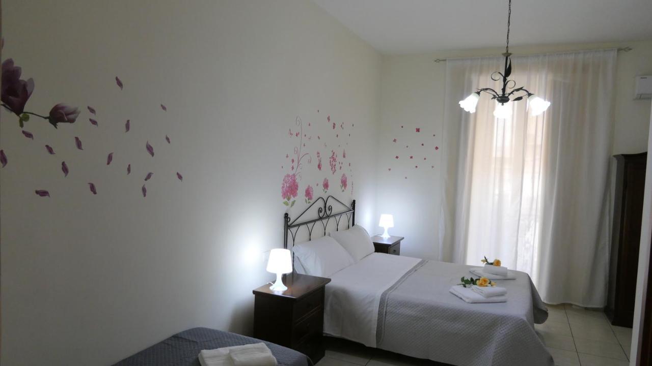 B&B Dimora Cirillo Neapel Exterior foto